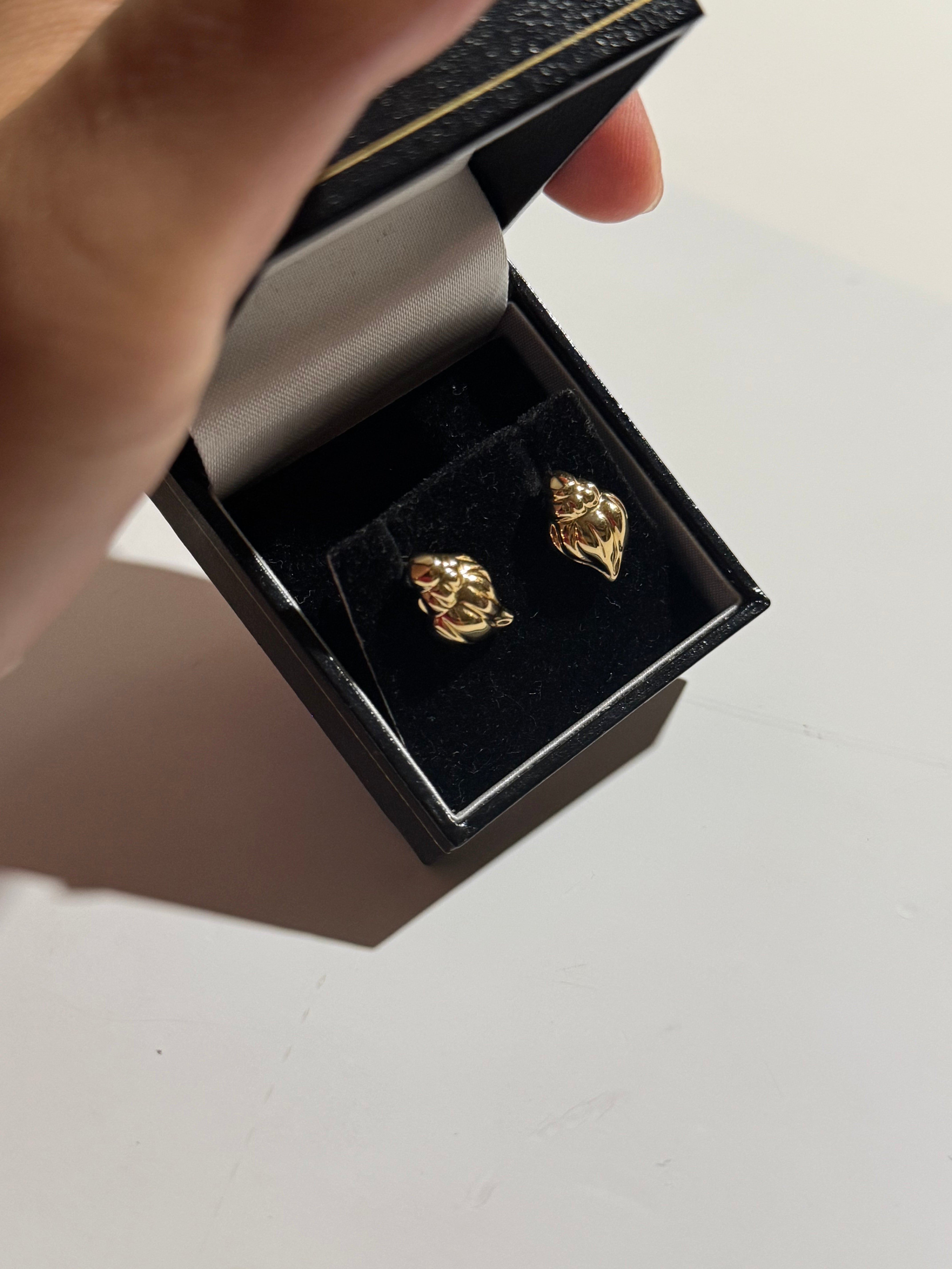18K纯金贝壳精华耳钉